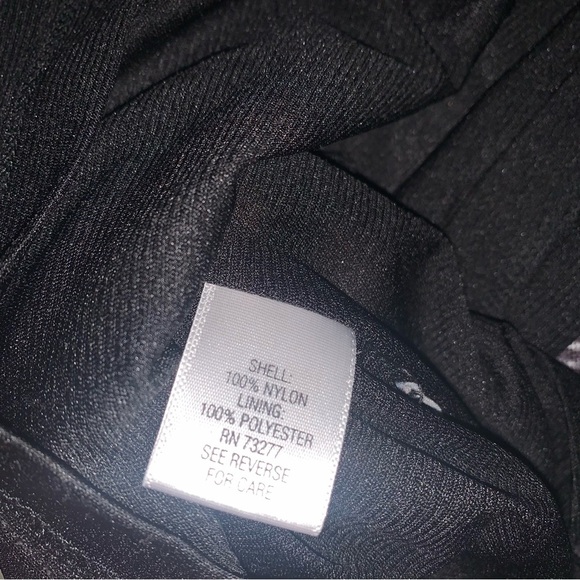 Dana Buchman Elegant Black and White Top - Picture 4 of 7